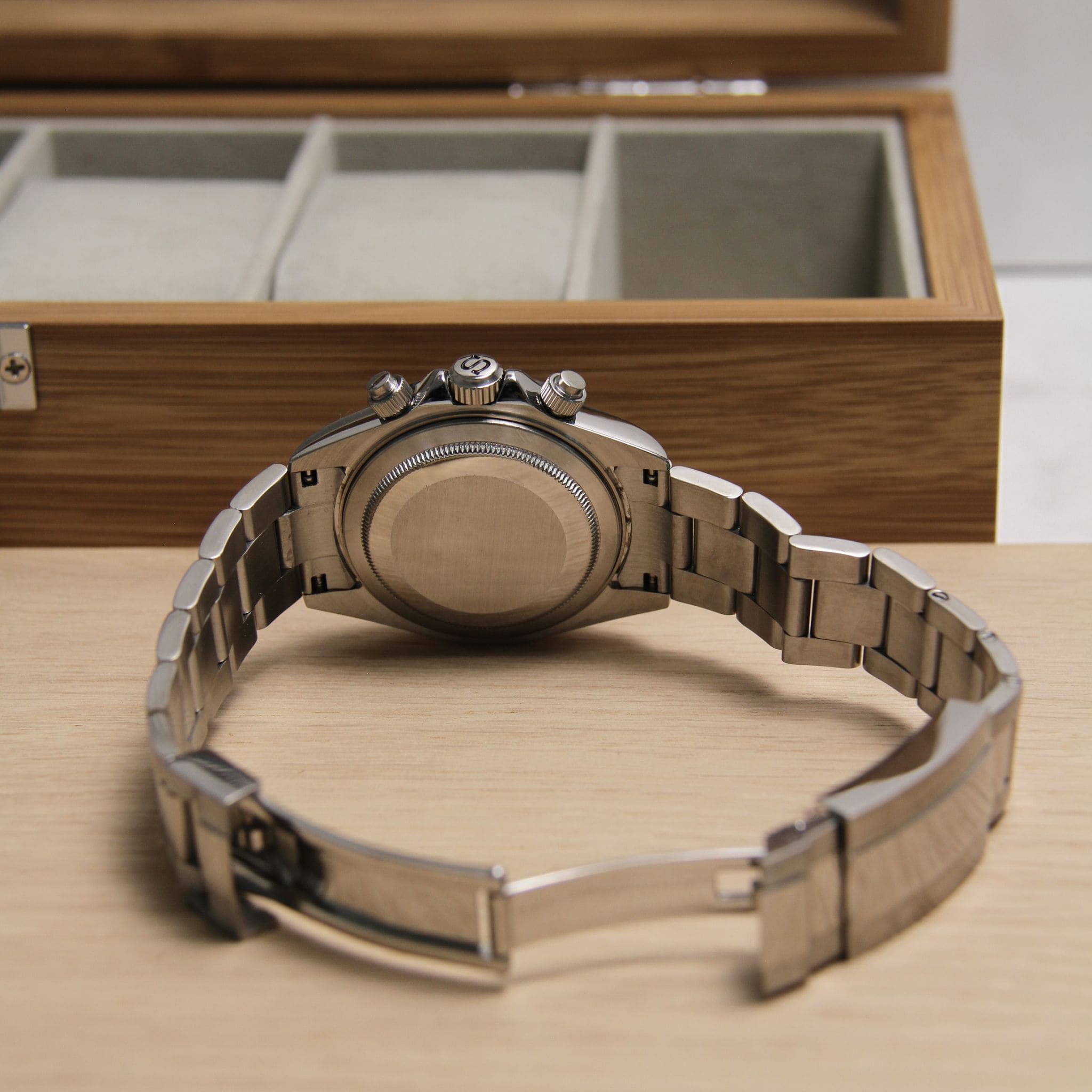 Montre Seiko Mod Daytona Panda noir blanc avec bracelet – mouvement chronographe hybride VK63