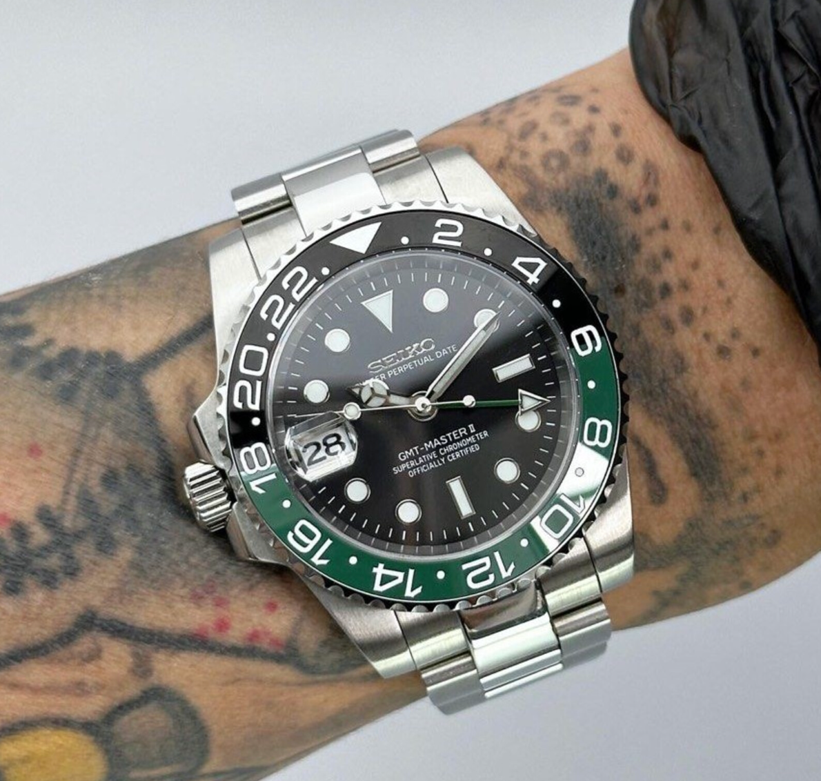 Seiko Mod GMT Sprite Black Green 40mm - Custom Automatic Watch | NH34