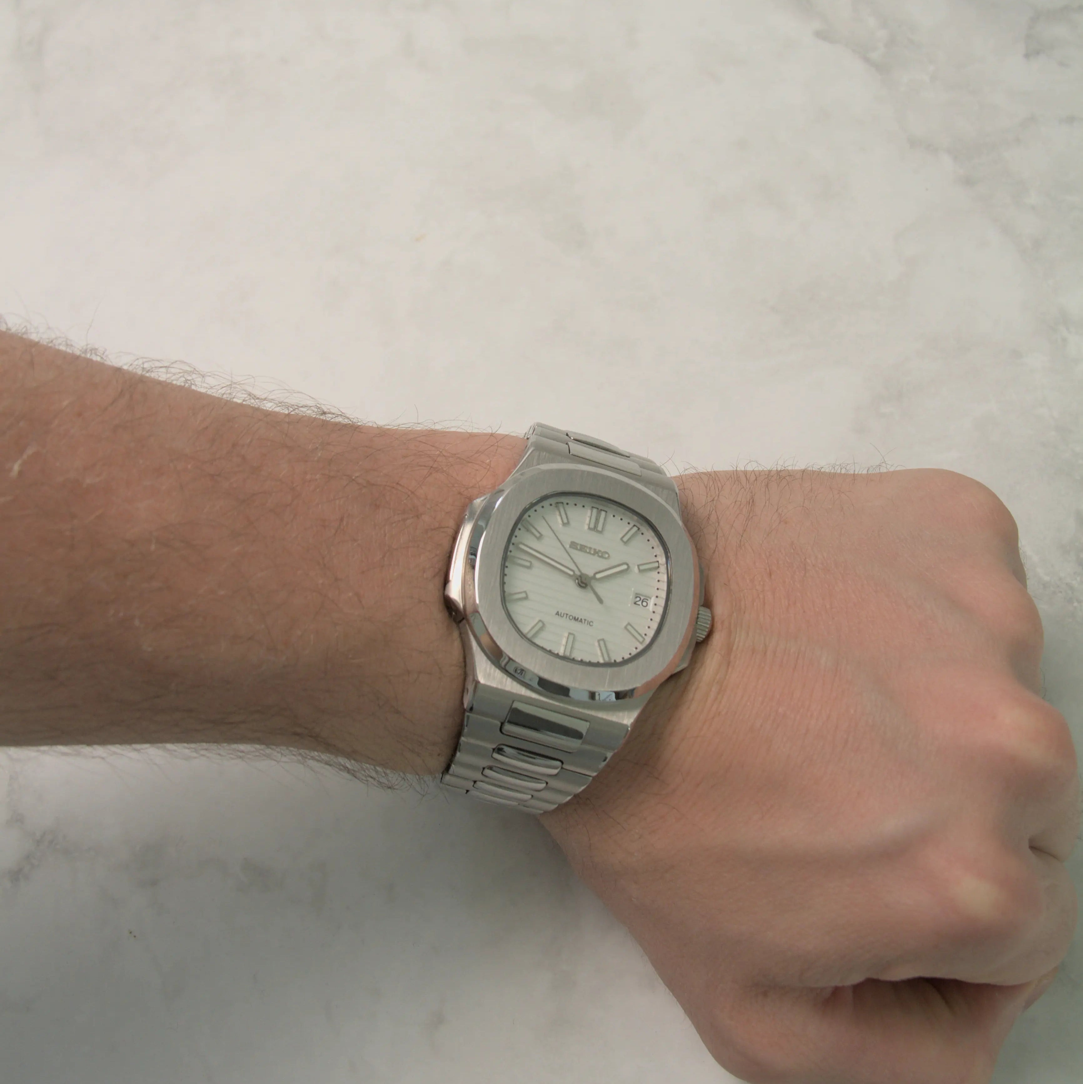 Seiko Mod Nautilus White 40mm - Custom Automatic Watch | NH35