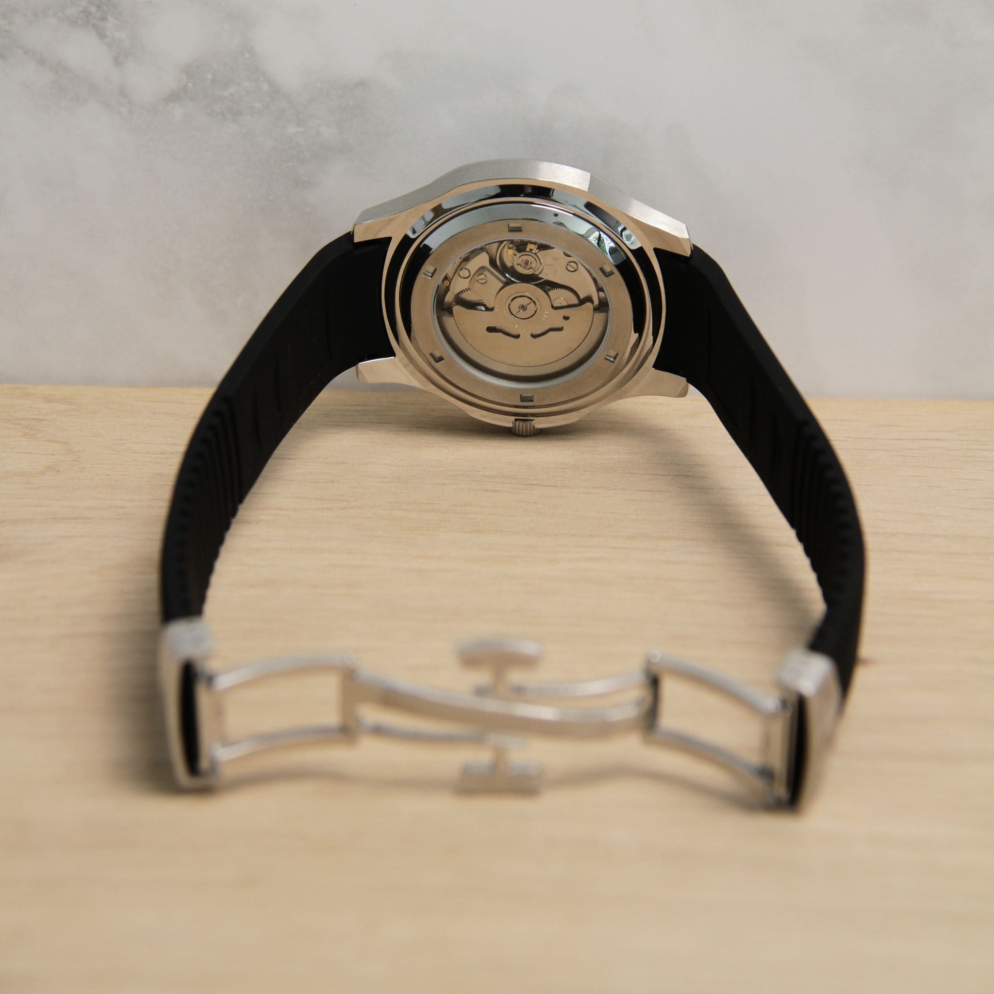 Montre Seiko Mod Aquanaut noir avec bracelet – mouvement automatique visible NH35.